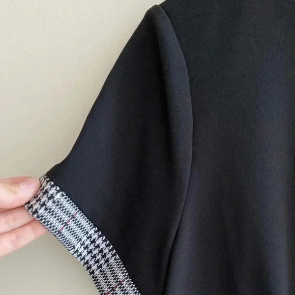 TOMMY HILFIGER Black Zippered Short Sleeve Crew Neck Mini Evening Sheath Dress - Picture 9 of 15